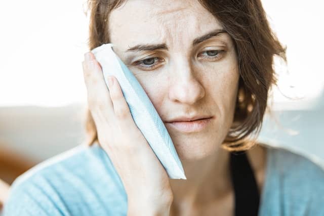 Women having toothache